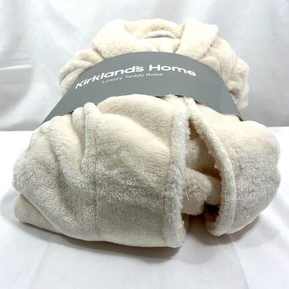KIRKLAND Women's “Ivory Poodle Fur” Robe Size Small S/M Fleece Lined NWT - Picture 2 of 7